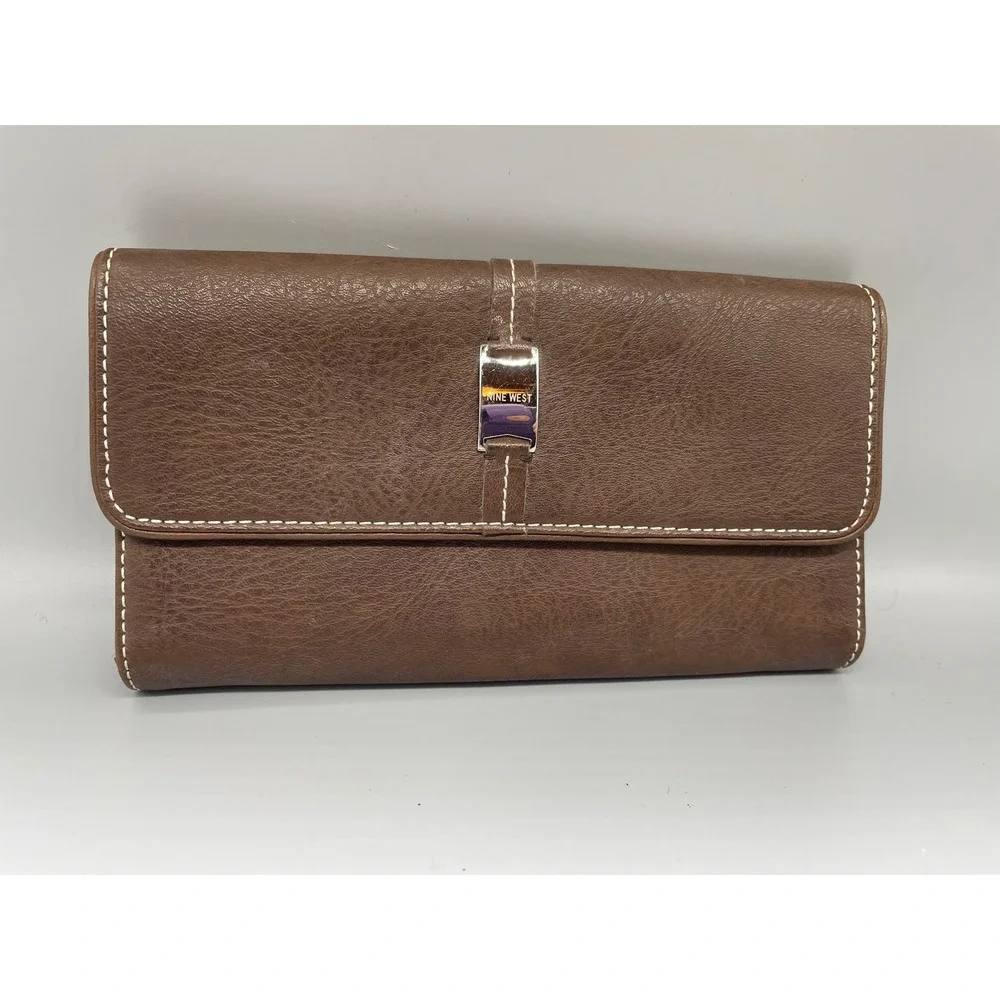 Nine West Womens Bifold Clutch‎ Wallet Brown Faux Leather White Stitching